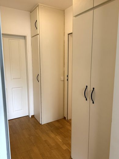 Sessiz ve yeşil: Grafenberger Wald yakınında SW balkonlu 3 odalı, 74 m² daire – Fotoğraf 7