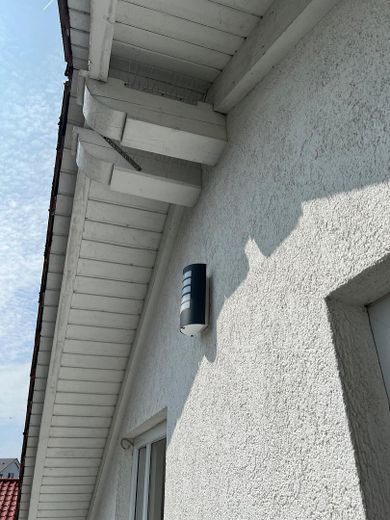 Moderne 3-Zimmer-Dachgeschosswohnung mit Balkon, Loggia & Einbauküche – Foto 19
