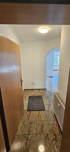 3,5‑Zimmer‑Gartenwohnung in Weil im Schönbuch – bezugsfrei ab sofort! – Eingangsbereich