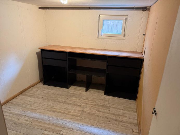Luminoso piso de 2 habitaciones con encanto – Keller