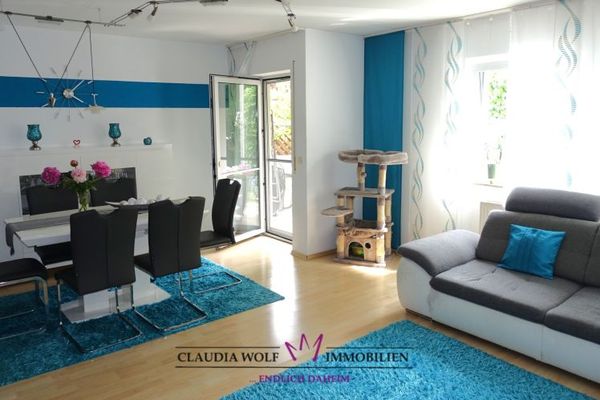*** DIE PERFEKTE WOHNUNG IN ALTSTADTNÄHE! Schöne 3-Zimmer-Erdgeschosswohnung mit Terrasse in Dinkelsbühl ***
