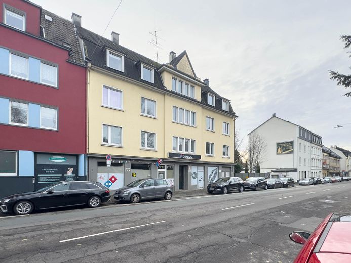 Commercial unit for pizza, delivery service and other fast food or retail – Uellendahler Strasse 332