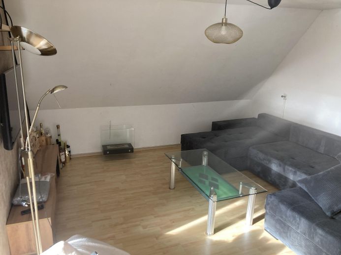Großes 1 ZKB Apartment – Wohnbereich