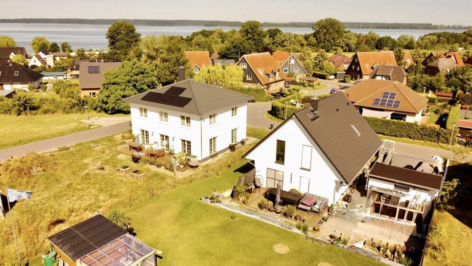 Neuwertiges, modernes KFW-40 EFH mit Seeblick am Schweriner See - PROVISIONSFREI – Foto 4