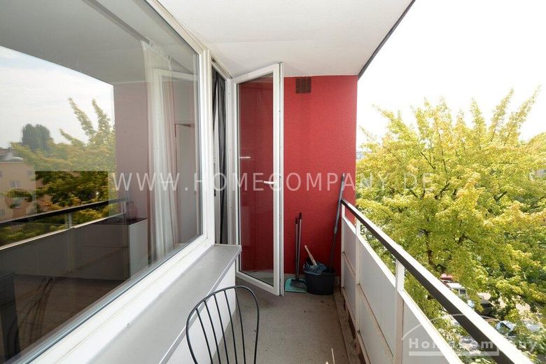 Ein-Zimmer-Wohnung in Moabit. Vollständig möbliert. – a3eaca5c7c0acad63dea3a11d5397d996ff82864.jpg