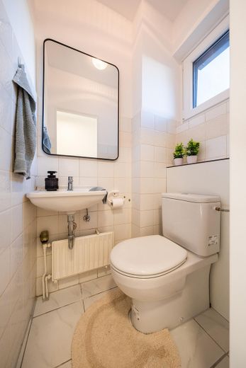 Gäste-WC Erdgeschoss