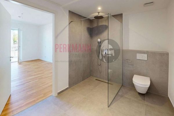 Appartamento di nuova costruzione con 2 locali e balcone sulla piazza del mercato – Burgkirchen a.d. Alz