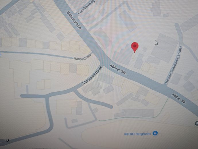 Wohn / Geschätshaus am Bahnhof/Fußgängerzone – Google Maps