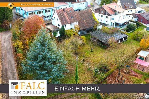 Landhaus mit viel Fläche, XXL-Scheune und 2 zusätzlichen Bauplätzen! - FALC Immobilien