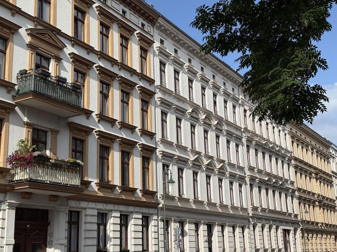 Listed monument-protected maisonette · 137m²· 70 m² roof terrace · elevator · vacant · Leipzig Zentrum-Nord – Umgebung/ Straße