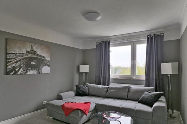(EF1059_M) Kassel-Stadt: Niederzwehren, moderne möblierte 3-Zimmer-Wohnung mit großem Balkon, ruhige Wohnlage