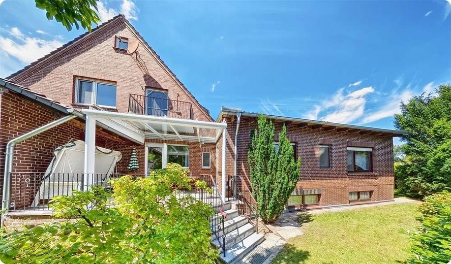 Uetze - Eltze - 2-Familienhaus mit Friseursalon - selber Wohnen plus Mieteinnahmen – Ostterrasse