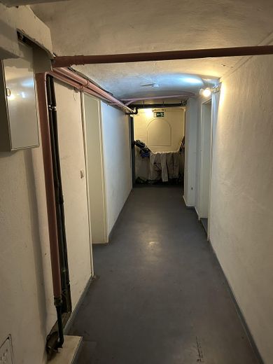 Flur UG Hauptgebäude A