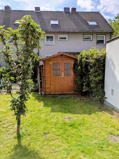 Well-maintained end-of-terrace house in a quiet cul-de-sac with garage – Garten 2