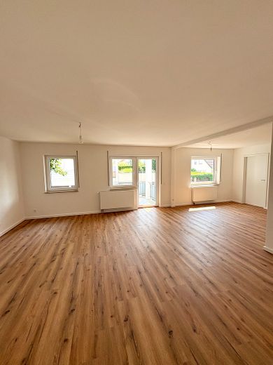 Neubaugefühl statt Neubaupreis - moderne 3,5-Zimmer-Wohnung mit Balkon in Kirchheim u. Teck – Foto 2