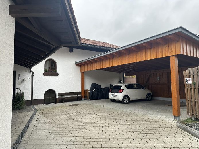 Carport mit 3 Stellplätzen