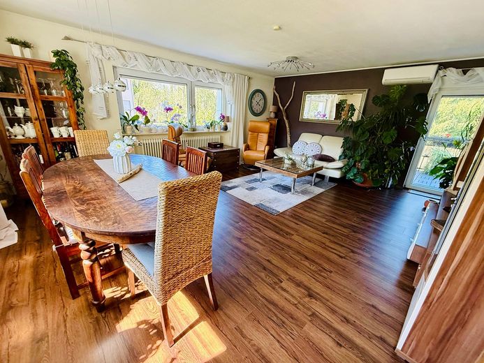 Helle 4-Zi-Wohnung in ruhiger Lage in Rastatt - mit Balkon, Garage, Garten – Foto 4