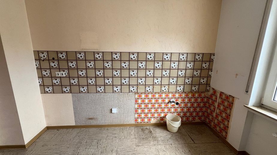 klimatisierte - 3-Zimmer Wohnung (OG) - mit Balkon in Andernach – vor der Sanierung - 2024