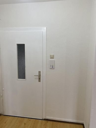 1,5 Zimmer Wohnung, perfekter Schnitt, City / Uni / Zoo/ Park, mit Küche – Eingang