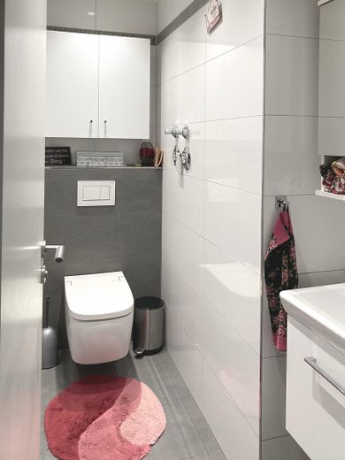 Gepflegte Eigentumswohnung in Puchheim/Bahnhof – Einzeltoilette