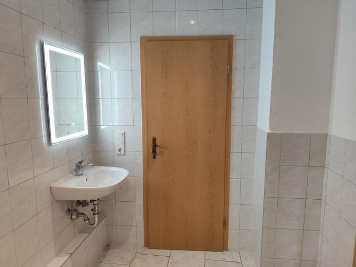 Badezimmer (DG)