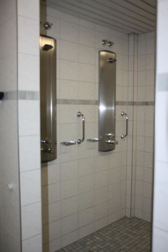 Sauna- und Schwimmbadduschen