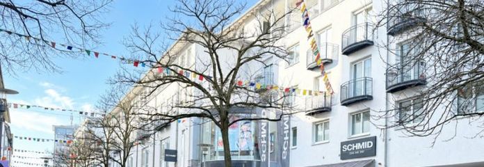 Locaux de cabinet modernes dans le centre-ville de Friedrichshafen