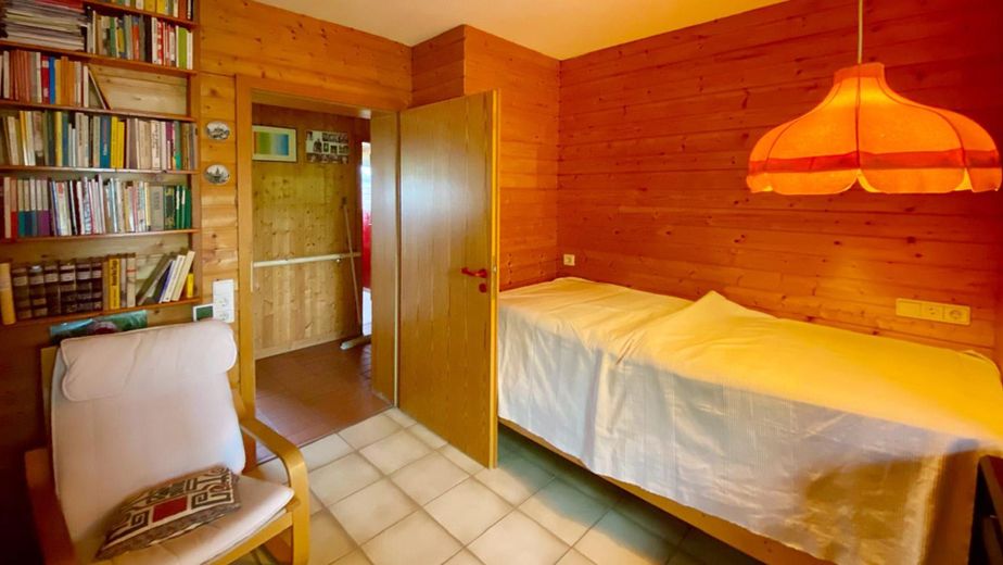 Freistehendes Wohnhaus mit großzügigem Grundstück - provisionsfrei direkt vom Eigentümer – OG: Kind 1
