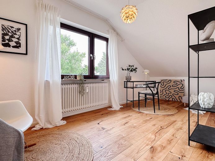 Arbeits-/Gästezimmer