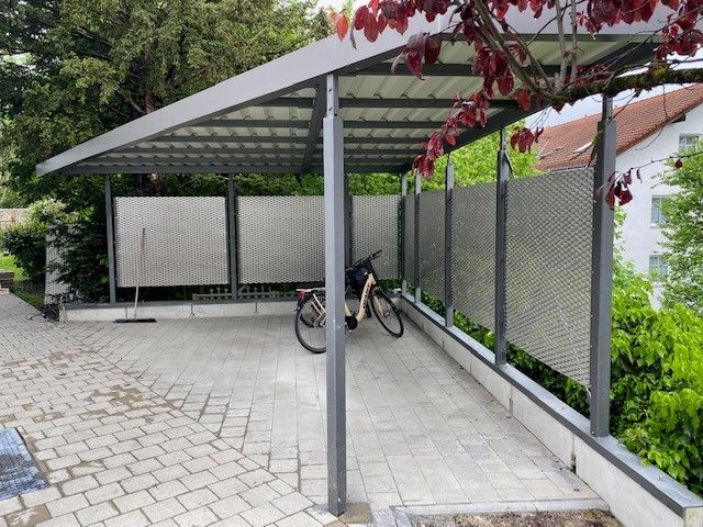 Traunstein’in en gözde konumunda! Geniş çatı teraslı, yeni yapılmış özel 2 odalı daire – Fotoğraf 2