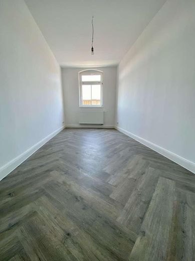 Sanierter Altbau in Buckau: 4,5 Zimmer, Balkon + Austritt, 4. OG ohne Aufzug – Schlafzimmer 2
