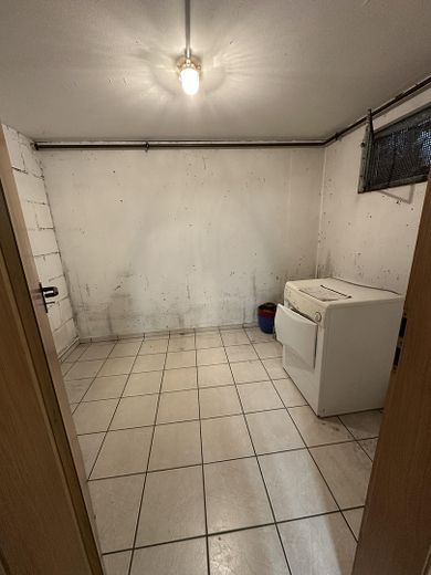 Casa pareada en venta en Pfungstadt-Esb./Eich – Vorratsraum