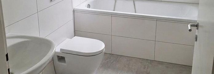 Modernisierte Wohnung mit 2,5 Zimmern, Balkon und Gartenzugang (Unterstr. 72) – Bad