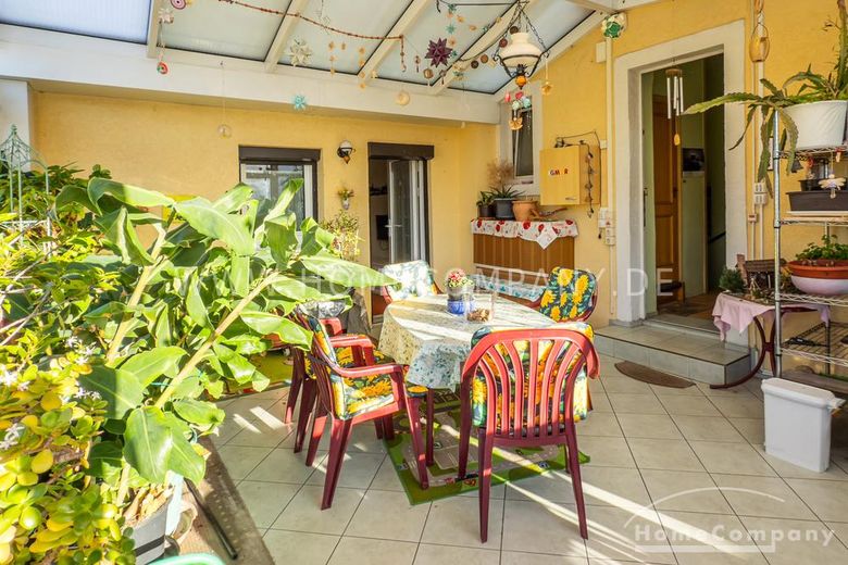 18620 HomeCompany Dresden Möbliert/Furnished 2-Zimmer Apartment mit Terrasse und Wintergarten in Dresden-Neustadt max. 2 Personen – 3b66cf485ab41c12dcd515f11cf70e4bf5946f07.jpg