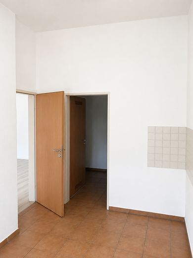 Appartamento ristrutturato di 3 locali a Bad Oeynhausen (19) – Küche mit Abstellraum