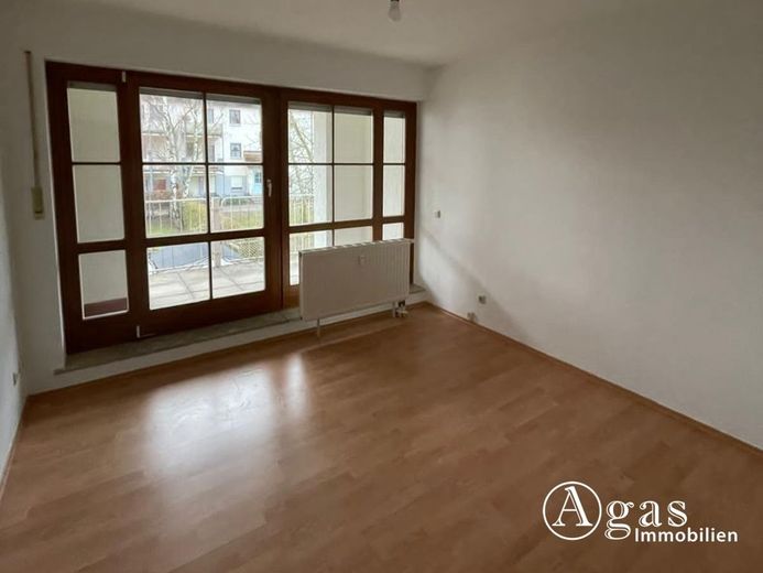 4-Zi-Wohnung mit 2 Balkonen, Loggia und Garage in der beliebten Wohnanlage "Birkenhof" in Leegebruch – Zimmer 4