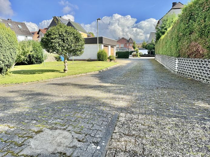 Casa bifamiliare 520000 Euro 232 mq 10 locali con terreno edificabile – Photo 9