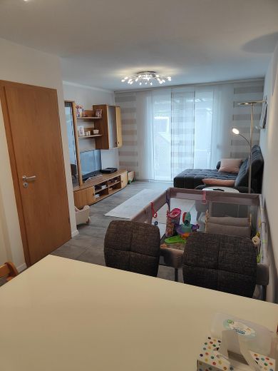 Wohnzimmer/Esszimmer