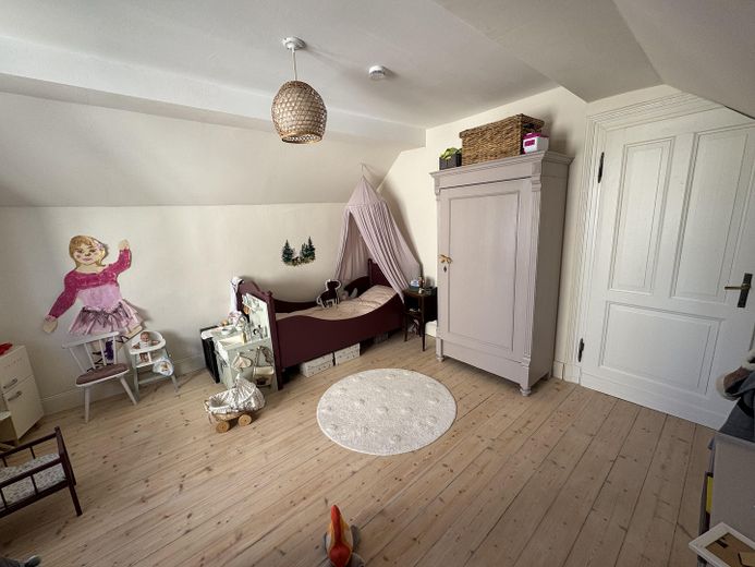 Schlafzimmer 2, OG, Haupthaus