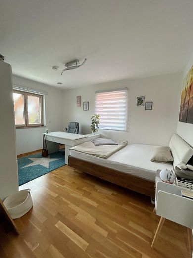 Moderne Doppelhaushälfte mit Top-Ausstattung in Sauerlach – Ihr neues Zuhause wartet! – Foto 3