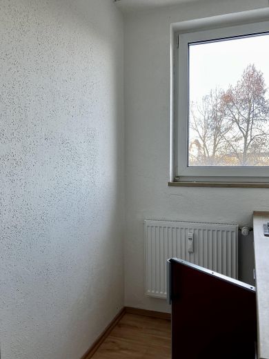 Abitare senza barriere al Klenzepark: 40m², nuova cucina componibile, garage, ascensore e cantina – Foto 4