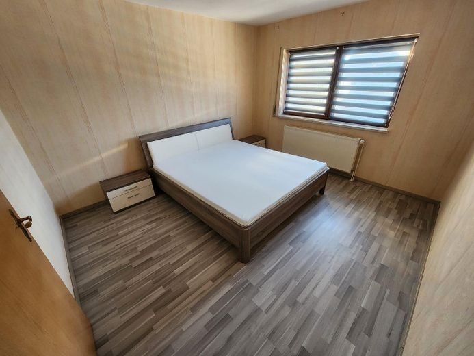 4-pokojowe mieszkanie w spokojnej lokalizacji – Schlafzimmer