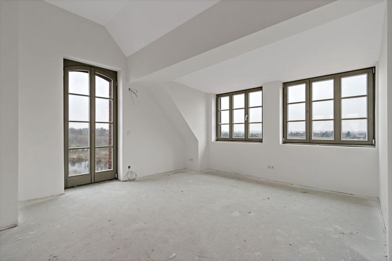 Erstbezug - Modernes Wohnen im historischen Ambiente (P4) – Wohnzimmer