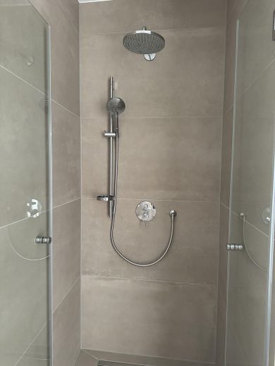 अपार्टमेंट Köln-Nippes – शांत, केंद्रीय और हरियाली के निकट! – Dusche