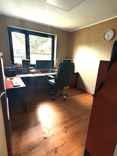 Büro/Kinderzimmer