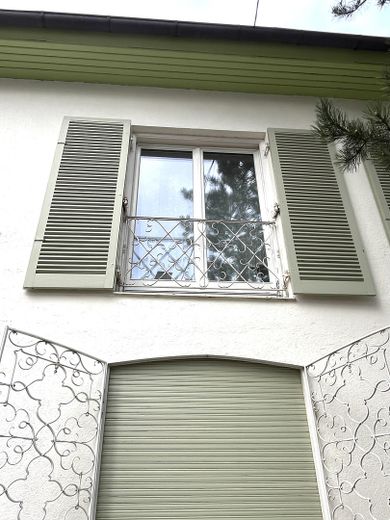 Große Altbau-Villa in Augsburg Göggingen - Exklusives Haus mit Garten – Französische Balkone