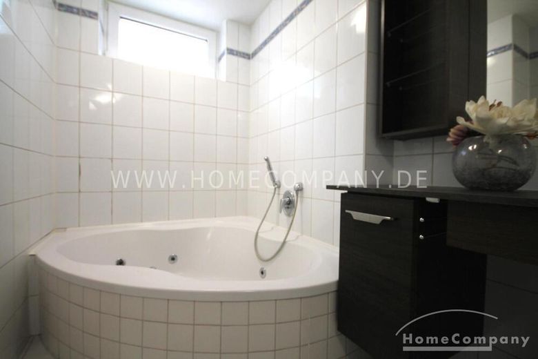 ***Westend (8069376) Kendi büyük terası/bahçesi olan aydınlık yarı bodrum daire – dc60b82622b11a1db3da806595b8664d9c13d7db.jpg