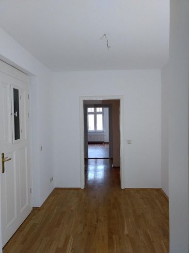 Sunny 4-room apartment in Leipzig`s Südvorstadt, from private – Foto 1