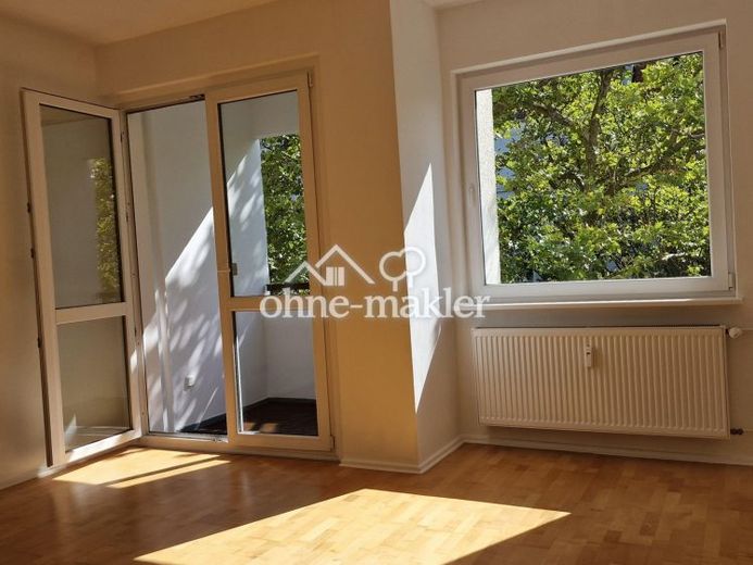 Sehr helle 2-Zi.-Whg., saniert, mit EBK, 4.OG mit Aufzug, Kudamm-Nähe – Foto 1