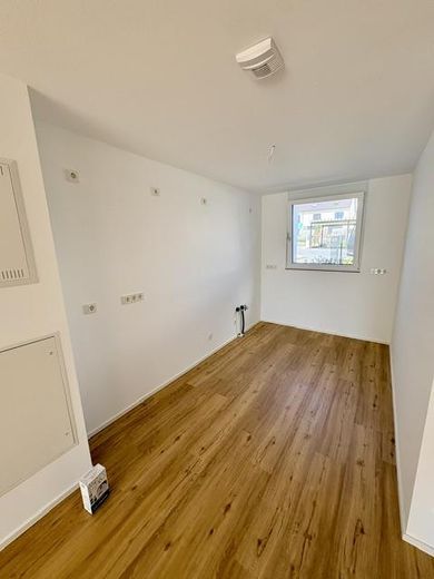 ERSTBEZUG 145qm Familienfreundliche Neubauhaus mit 2 Stellplätzen nähe U2 Röthenbach – Foto 11